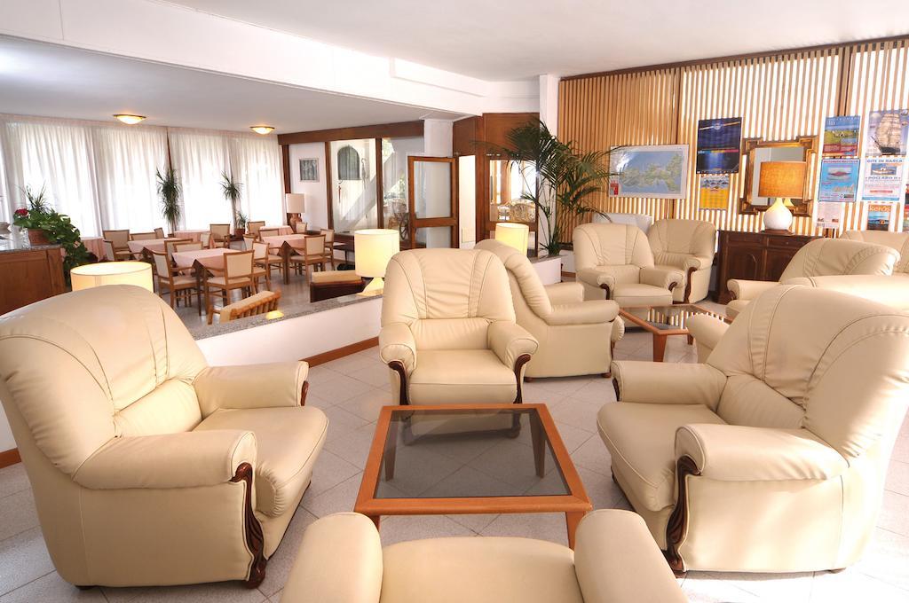 Hotel Lilly Marina di Campo Εξωτερικό φωτογραφία