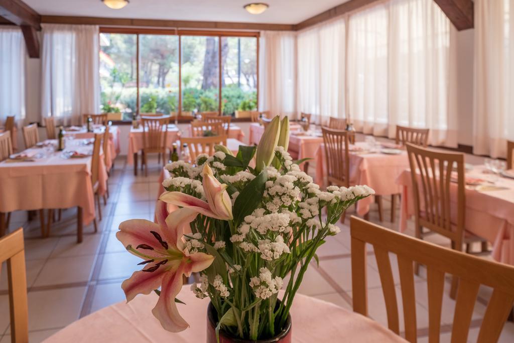 Hotel Lilly Marina di Campo Εξωτερικό φωτογραφία